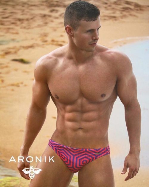 The Hot Summer: Aronik Swimwear 2016 (III)  Michael Dean Johnson, Cameron McElroy, Dan Rockwell, Nick Sandell,  Anthony Lebca  