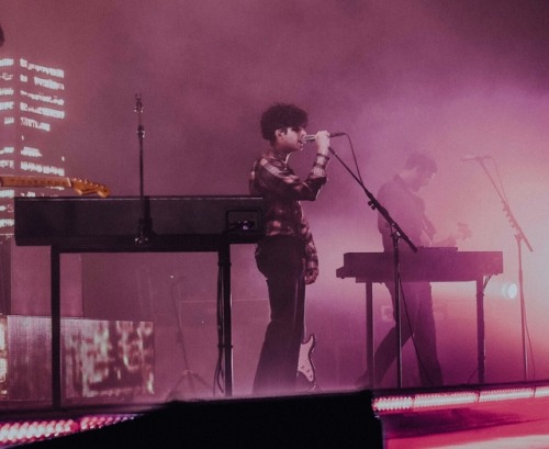 the1975hqs:Matty and Ross performing in Kansas City on May 9 Photos by jordendurkee