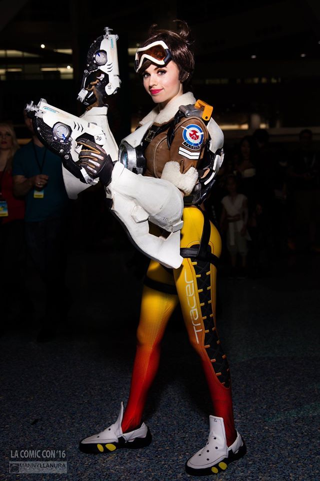overbutts: Tracer Cosplay fawkin dorbs