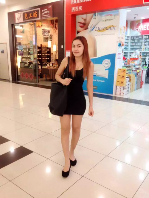 skonekmantap2:   Nita part3 budak stulang kmpng mlayu…mantap dan berair id wechat anita7427  