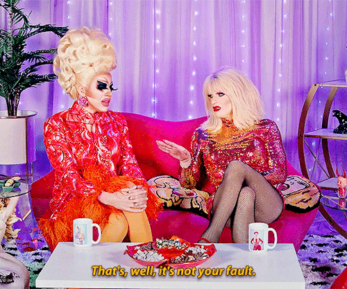 TRIXIE & KATYA REACT TO “YOUNG ROYALS”
