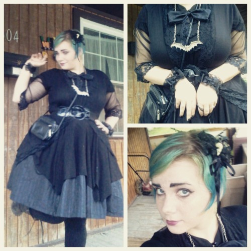 blood-tea:  collages from today’s coord that I wore to go to the library. it was cold and rain