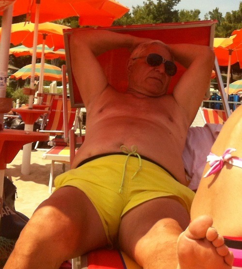 redhotchillypecker: Hot daddy
