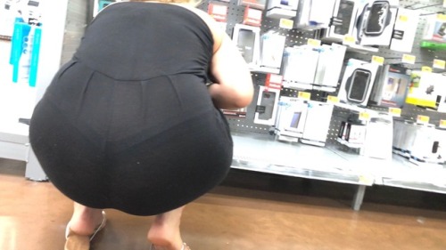 creeping122411: Sexy teen with see through leggings  Sexy blue thong peeking through the sheer leggi