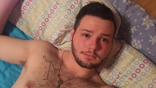 Porn photo daddy-gesucht:  Hello from my nipple 😘