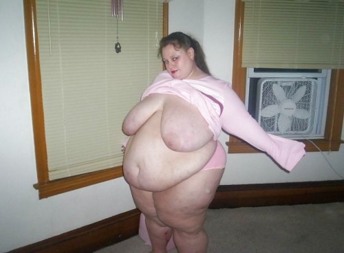 sweetbbwbellyhang: Love That Sweet BBW Belly Hang Baby!sweetbbwbellyhang.tumblr.com/