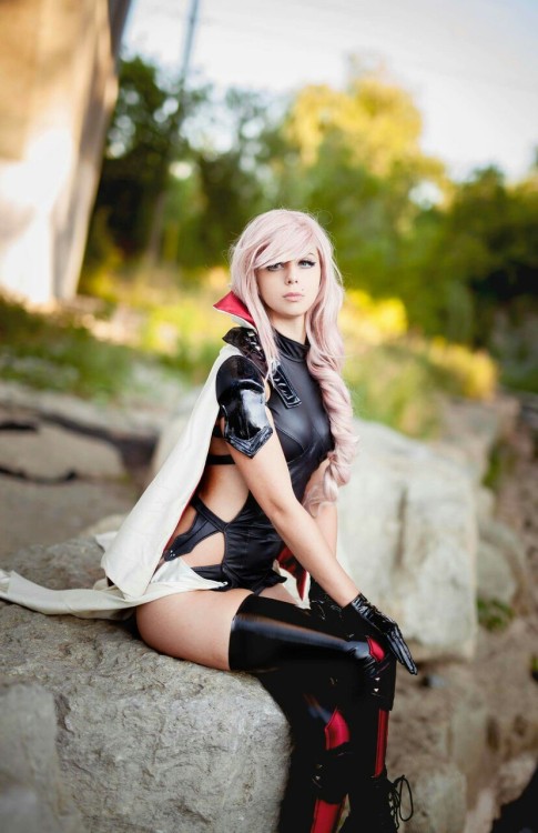 sexykosplay:  Source : http://sexykosplay.tumblr.com/ adult photos