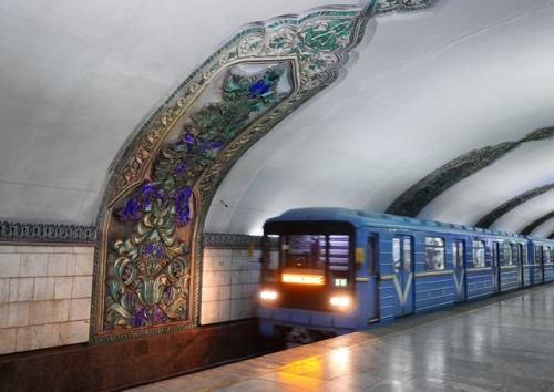 archatlas:Uzbekistan’s Secret UndergroundAfter the ban on photographing the Tashkent metro in Uzbeki