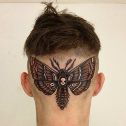 your-body-is-a-canvas:  Alex Bage tattoo 