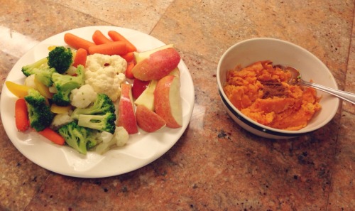 Stir fry veggies with coconut oil, raw carrots cauliflower and apple, and a baked sweet potato with 