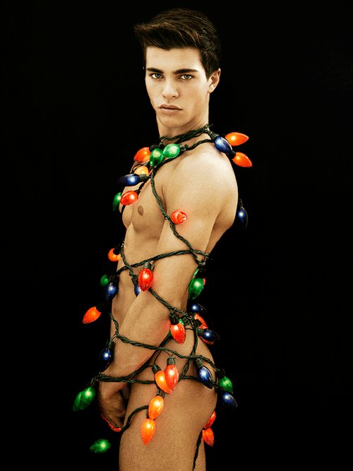 gay-art-and-more:  queerandquaint:  paradiseofmen:  Brandon Bailey   Queer & Quaint | Xmas-EditionA very merry Christmas to all and especially to all my fellow followers! Thanks so much! I’m appreciating every click :)  Happy Holidays from “Gay