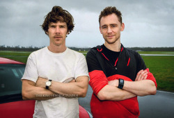 the-king-himself:  I made one more thing while i was waiting for Top Gear So, who do you think would win?  Are they trying to make Tumblr explode?