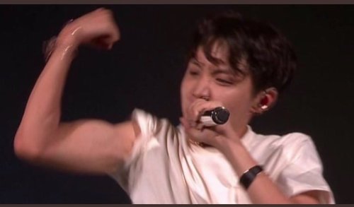 Jung Hoseok...king Of Being Surprisingly Buff