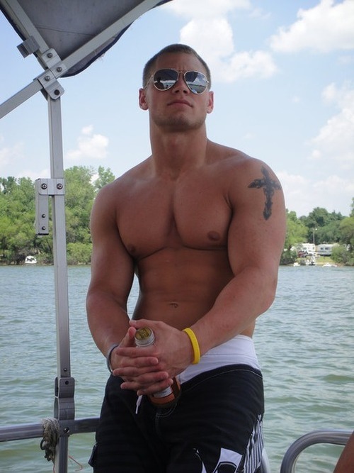 dudes-on-demand:  Boatsman adult photos