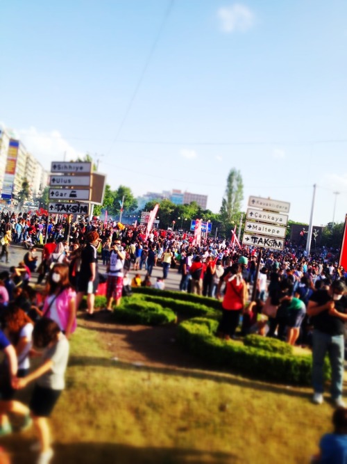 2 Haziran 2013, Ankara, Türkiye. #direnankara #direngeziparkı #faşizmekarşıomuzomuza