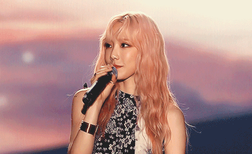 dazzlingkai: TAEYEON ♡ I → SBS SUPER CONCERT IN HONG KONG 2019
