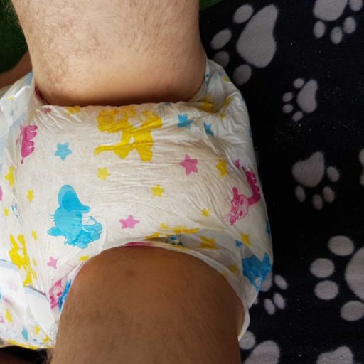 mommydom-anjah86:Don`t be shy @windelbaby-talia show Mommy ur full Diaper&hellip;.ohohhh