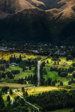 travelingcolors:  Zig Zag Road, South Island | New Zealand (by CoolbieRe)