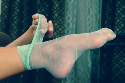 discreetdreams: nylon socks