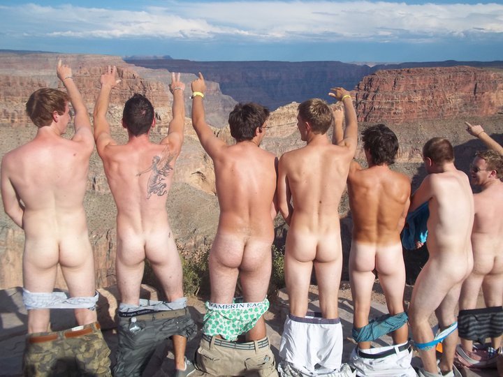 irishladsofffacebook:  Can’t beat a lineup of Irish ass ;-) 