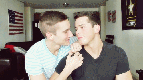 hester96:  ariantheg-love:Beautiful lovers & cute love  Follow me for moreHester96.tumblr.comKik- Danilst96