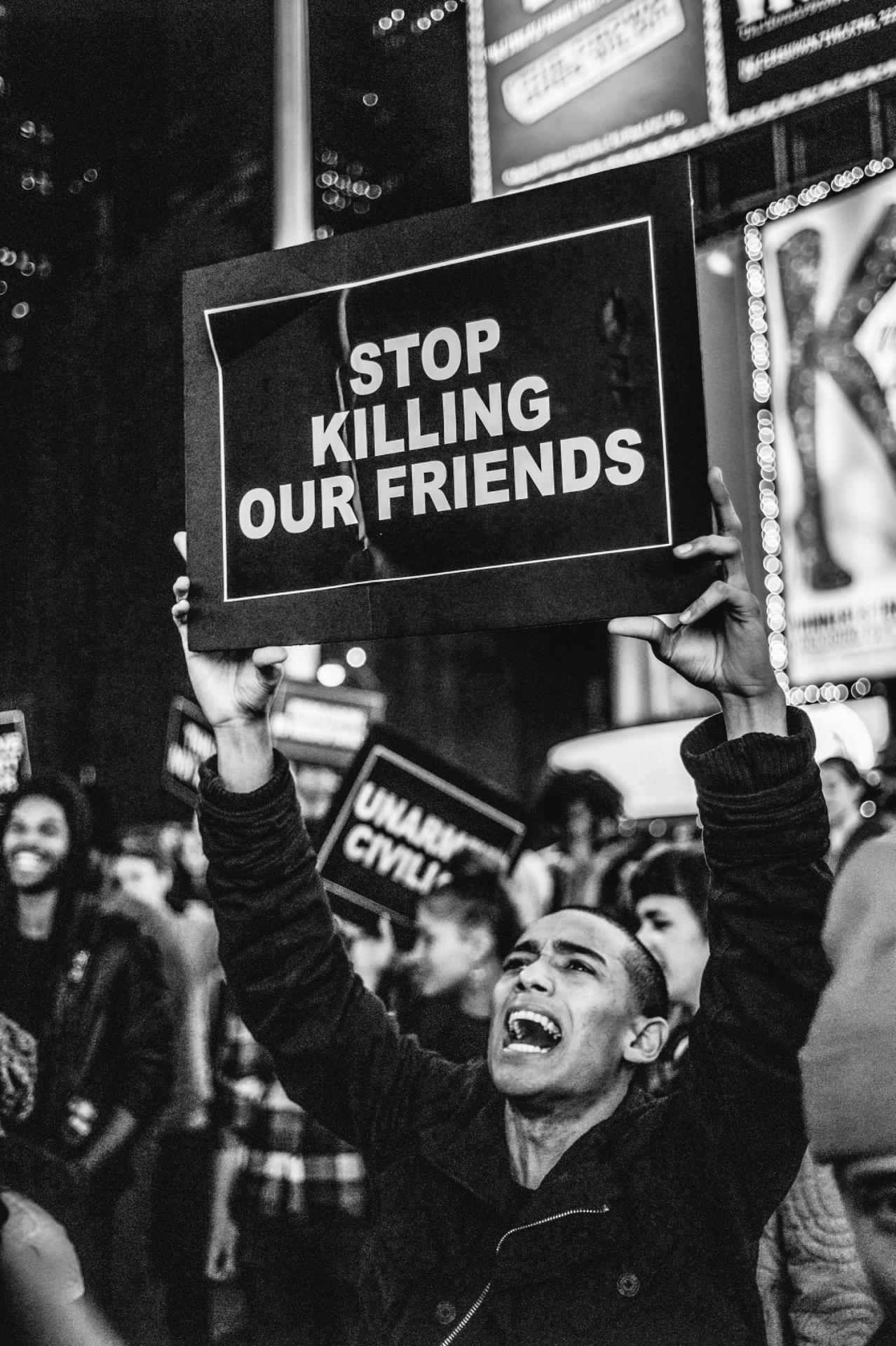 boingboing:  EXCLUSIVE: Photo gallery of Ferguson demonstrators in NYC Photographer