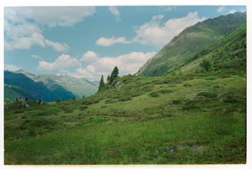 seanklingelhoefer:Somewhere in Austria 2018.Nikon 35ti | Kodak Max 400