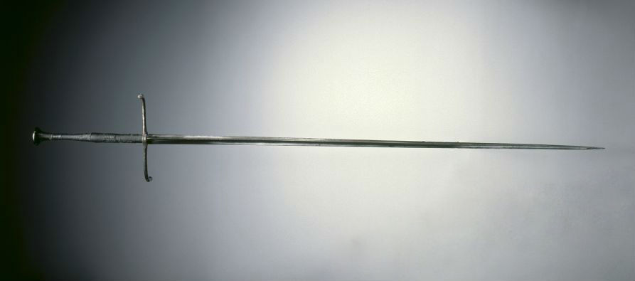 art-of-swords:  EstocDated: early 1500Culture: GermanMedium: steel, wood and leatherMeasurements: