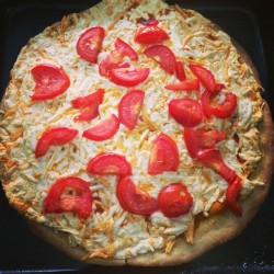 veganlameowmeow:  Pizza Thursdays aka @daiyafoods