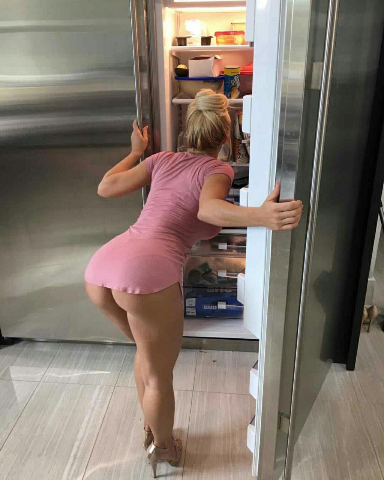 kingkongkockykumming: boldandbeautifulbombshells:  🍑THE👀PREWORKOUT👅  Searching