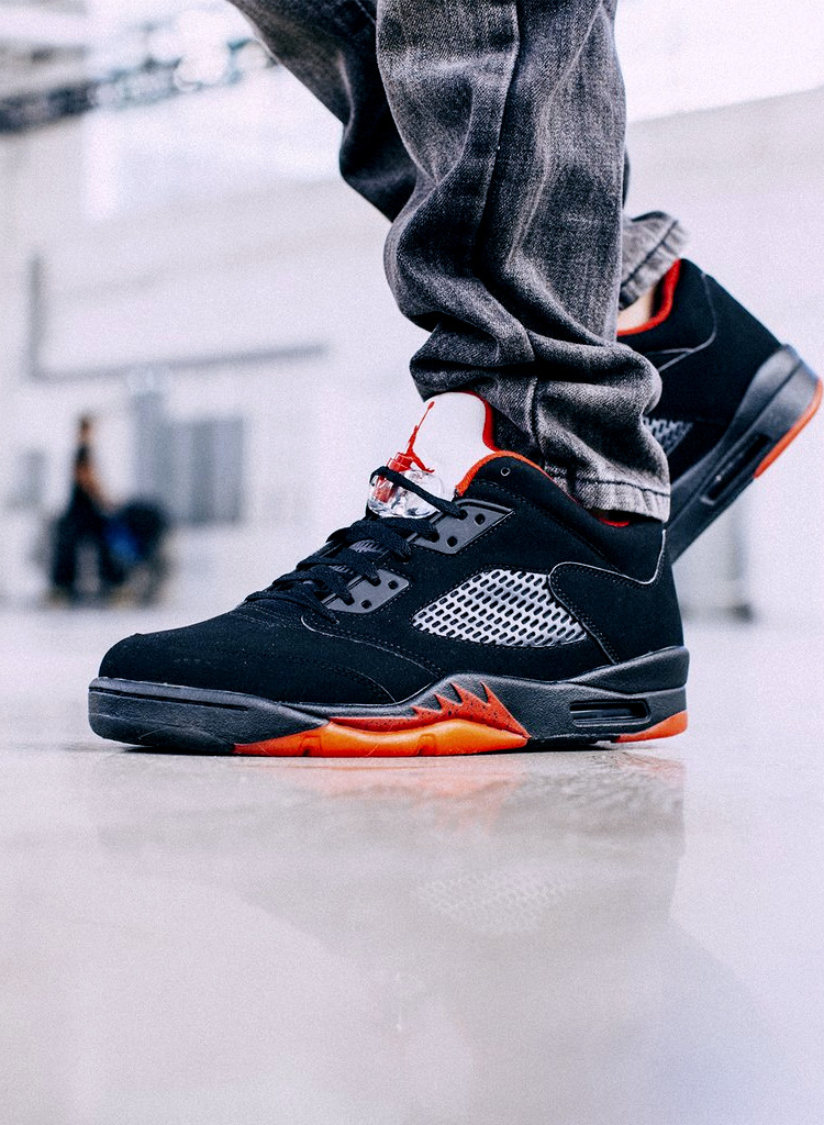 jordan 5 low alternate 90 on feet