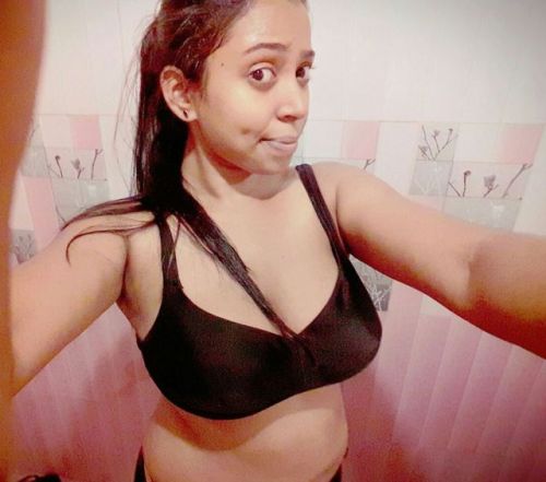 sham1274: Pm me Wow… natural big boobs.. we need more girls like her…. 34DDD
