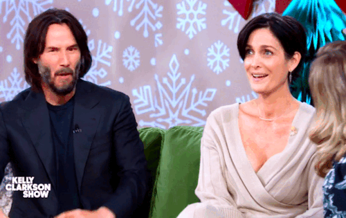 lostsoulincssea: Keanu Reeves and Carrie-Anne Moss on The Kelly Clarkson Show (December 16, 2021)