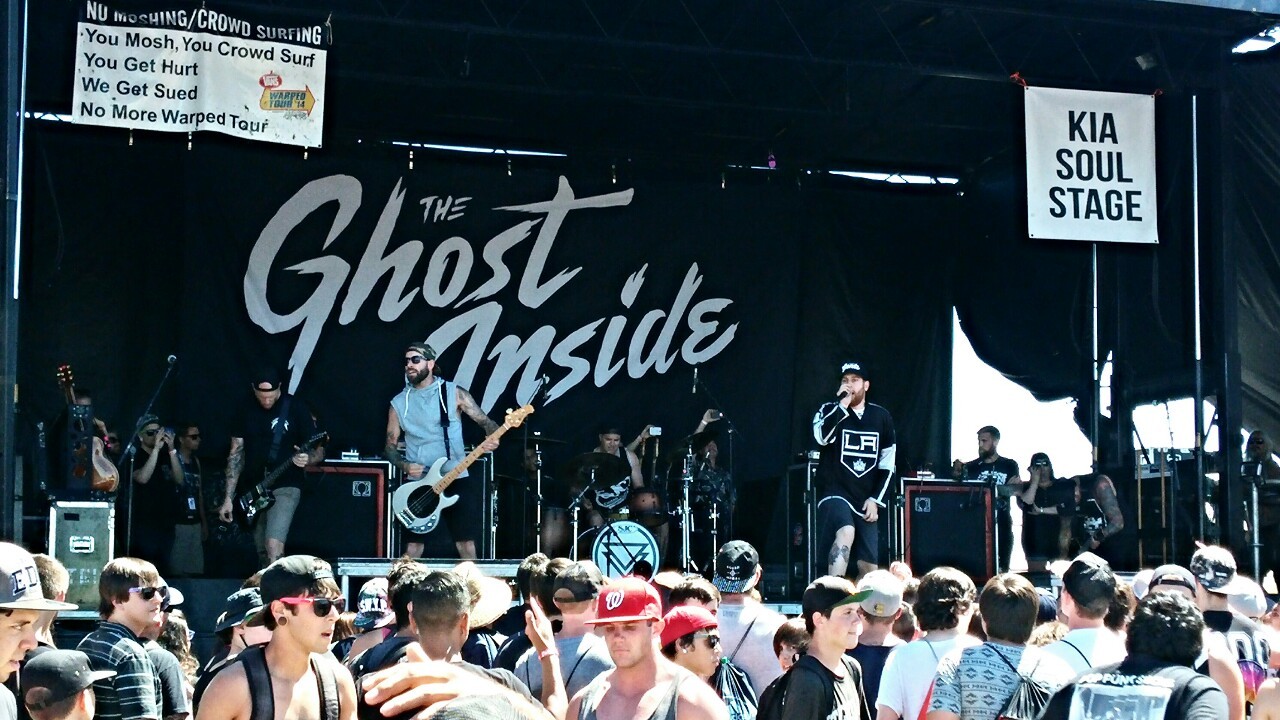xtiffanynicolex: Vans Warped Tour. June 26- Wheatland, Ca. 
