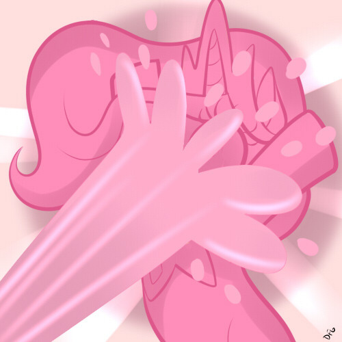 ask-princess-moe-lestia:  dragonfoxgirl:  As you command your Majesty ask-princess-moe-lestia