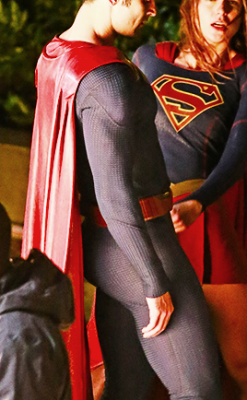 tylerposeysbf:tyler thicc hoechlin on the