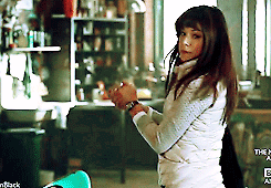 actresssinger7:orphan black meme | nine outfits [8/9]↳ Alison in 1x05 “Conditions of Existence”