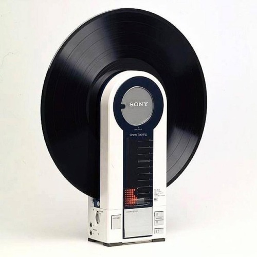 neontalk: Sony PS-F9. Vertical and Portable record player. 1983