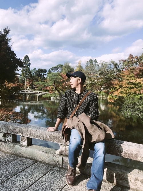 allforbts:181102 Namjoon’s Tweetautumn