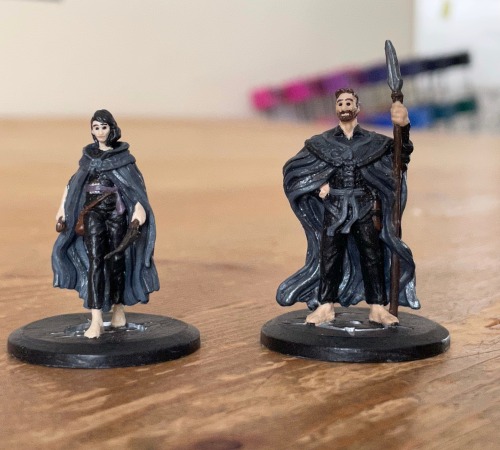 flirting-with-psychology: Painted my Mistborn minis of Vin and Kelsier from Cratfy Games!