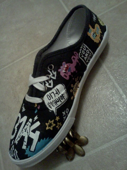 strawberrygom:  [B1A4] What’s Going On? ShoesBased on the B1A4’s website teaser