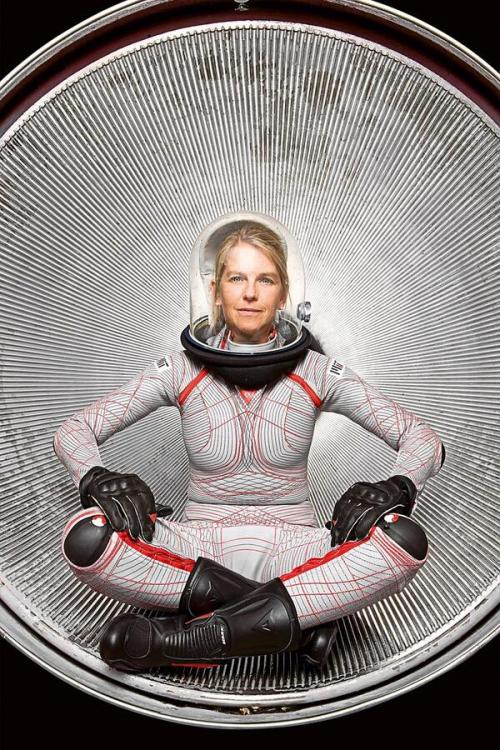 khymeira: A closer look at MIT’s next-gen spacesuits When on Mars, jump, don’t run. That