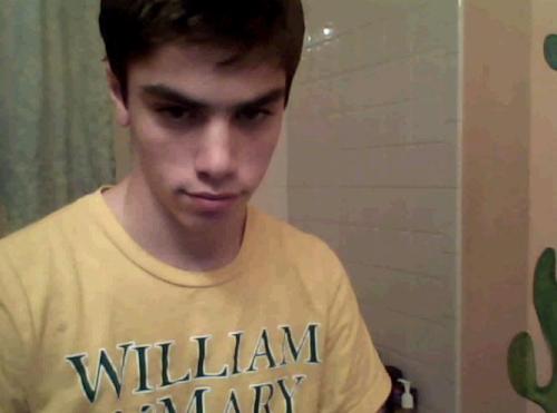 hotskypeboys:  Follow my blog - http://hotskypeboys.tumblr.com/ for more original boys. Or add my Skype - tom.maz7 if you want to swap stuff or submit a boy’s Skype name for me to video for you;) 