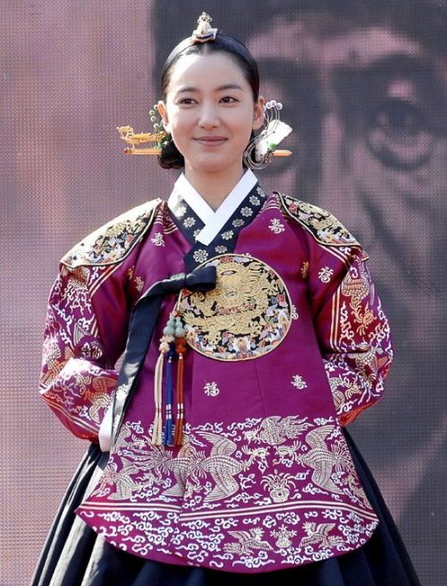 Dong Yi (Hangul: 동이; Hanja: 同伊) is a 2010 South Korean historical television drama series about the 