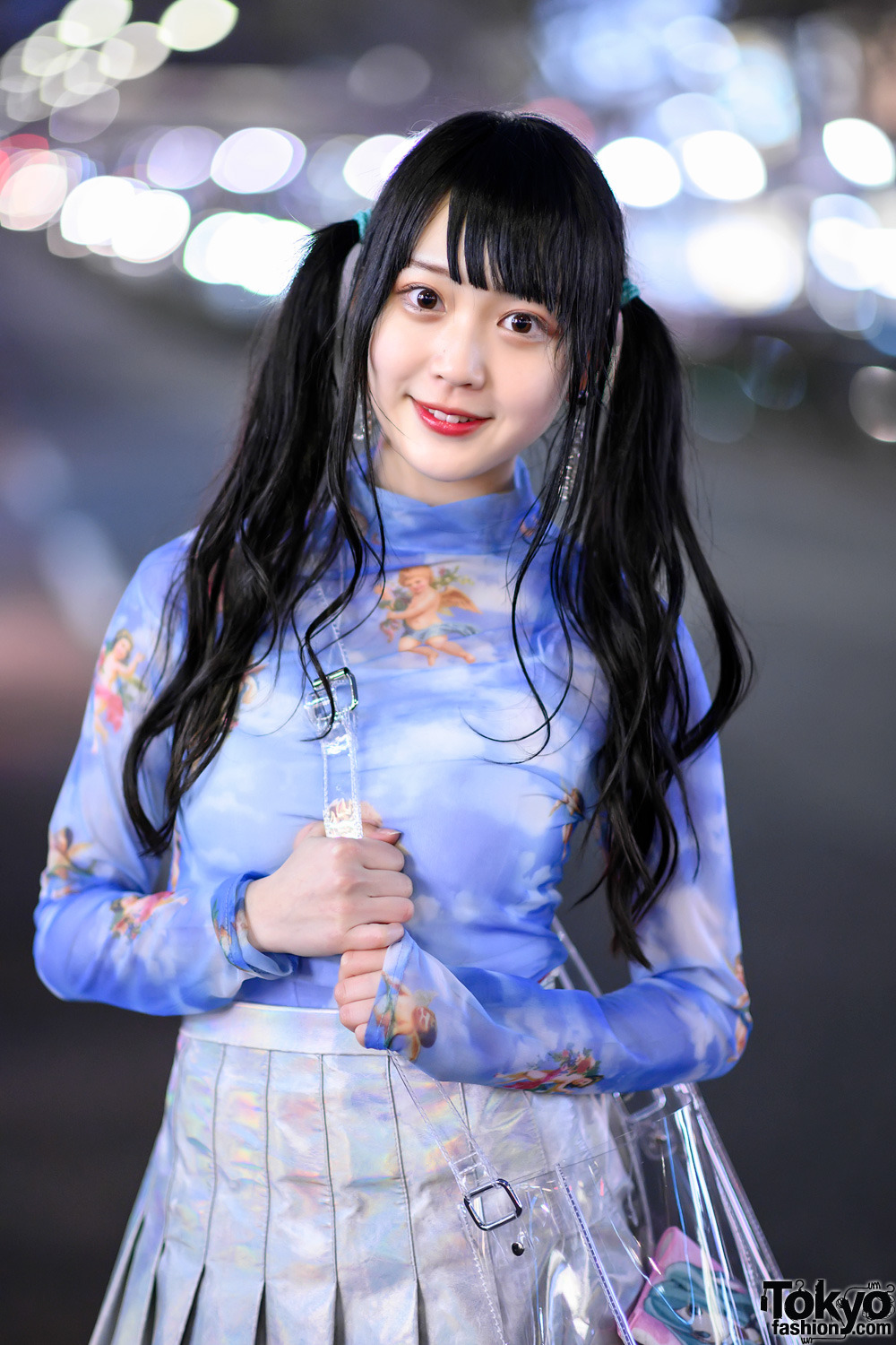 tokyo-fashion:  19-year-old Japanese idol - and Hatsune Miku fan - Misuru on the