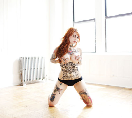 tattooedwomenarebeautiful:  Thanks http://dirtypop0369.tumblr.com for the submission