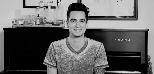 dailybands: (▰˘◡˘▰)