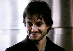 whatisleon:michmemoirs:hannibal gag reel (x) #it’s weird to see a smile on their faces