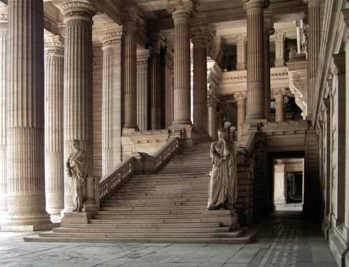 inosanteria:The grand staircase of the Law Courts of Brussels, Belgium