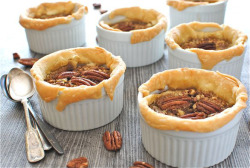 in-my-mouth:  Rustic Ramekin Pecan Pies